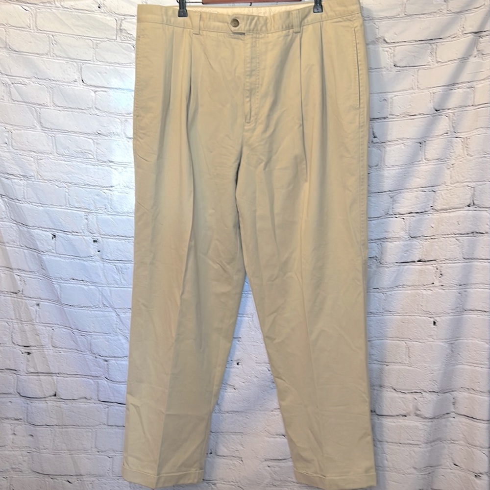Cutter & Buck University Of Georgia UGA Khaki Pants Size 42/32